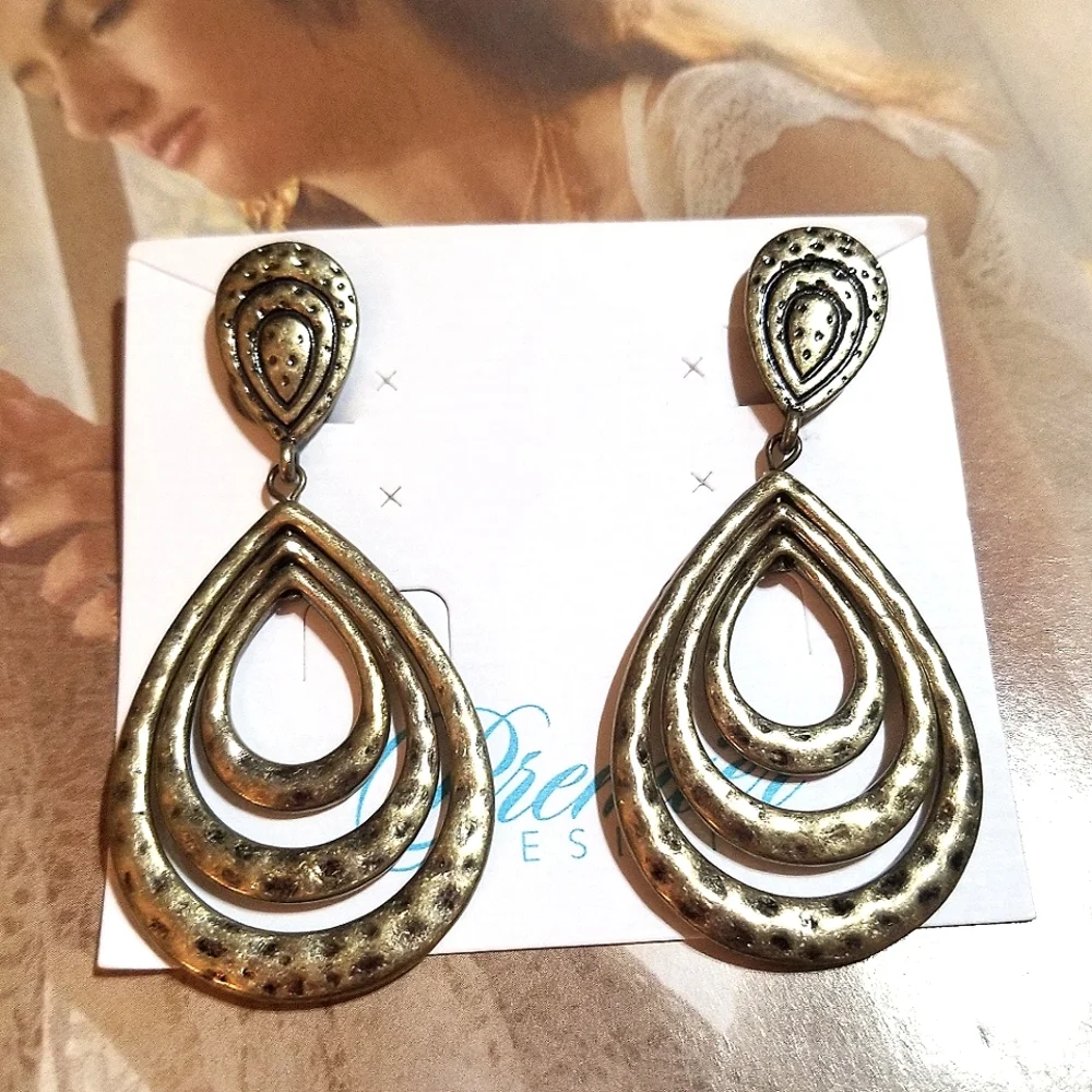 NEW Premier Designs Antiqued Gold tone Long Clip On Earrings - Picture 7 of 7